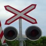 Se�ales luminosas ac�sticas para pasos a nivel